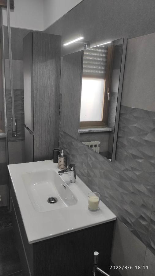 Appartamento In Zona Residenziale Surdo Buitenkant foto